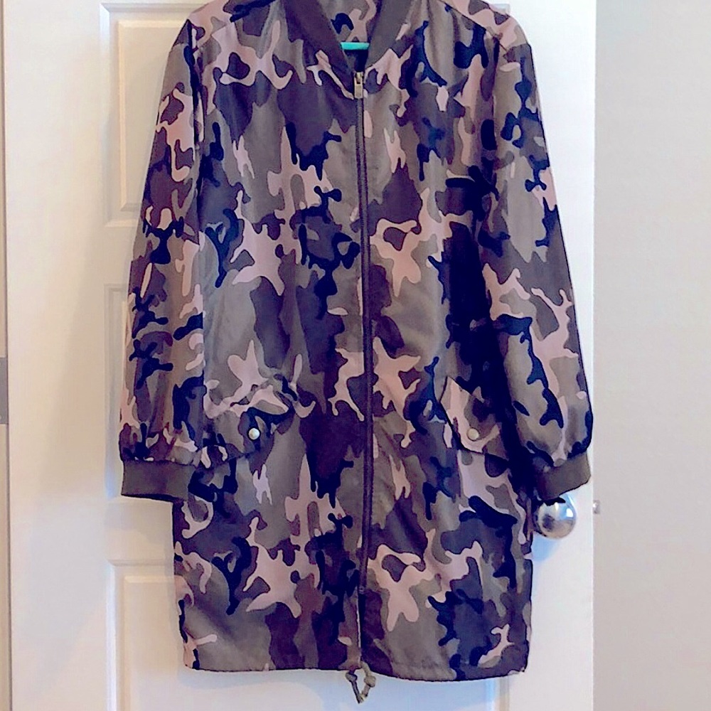 🆕Casual Lightweight Camouflage Zip-up Windbreaker Jacket w/Adjustable Bottom